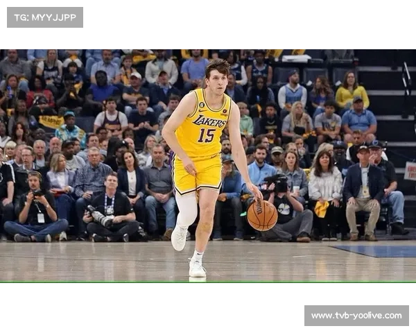 奥斯汀·里夫斯砍下28分送16助攻创赛季新高 带领湖人五人得分上双夺胜